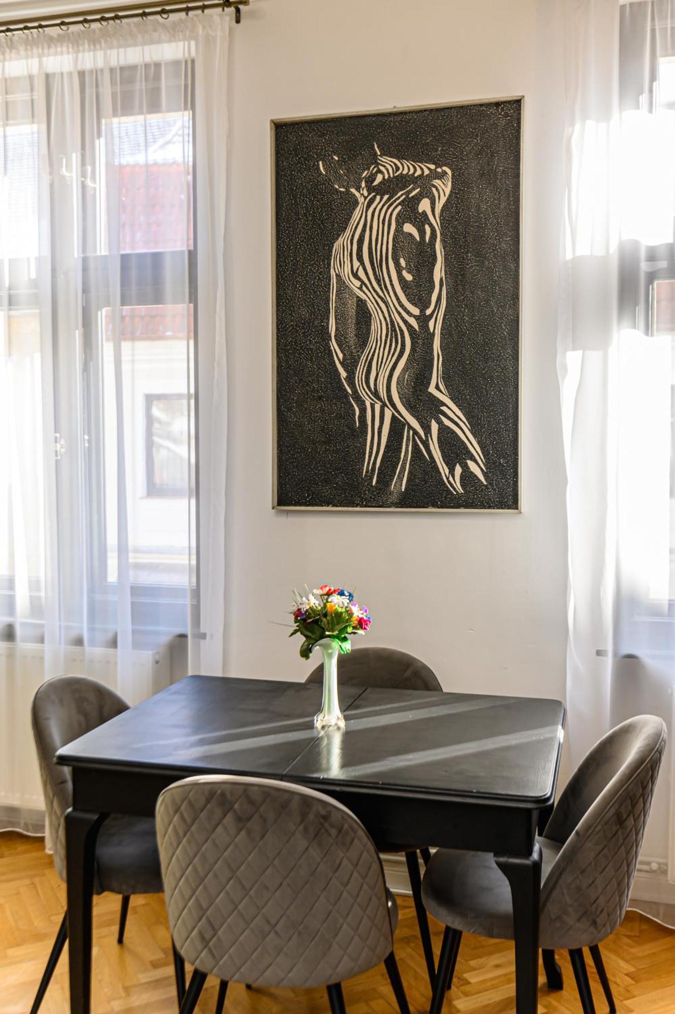 Colins Place Braşov Esterno foto