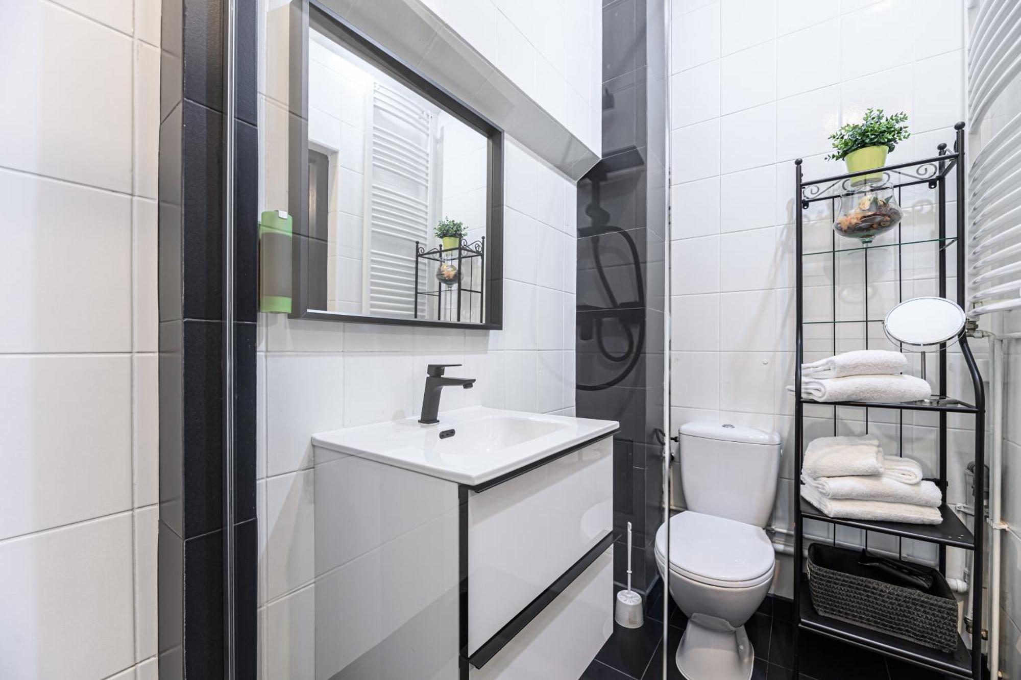 Colins Place Braşov Esterno foto